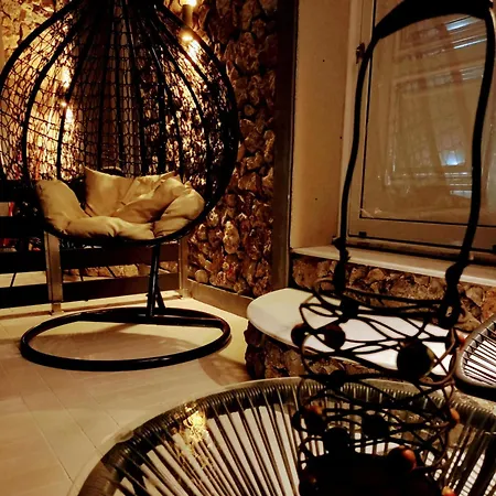 Alora House 2 Daire *